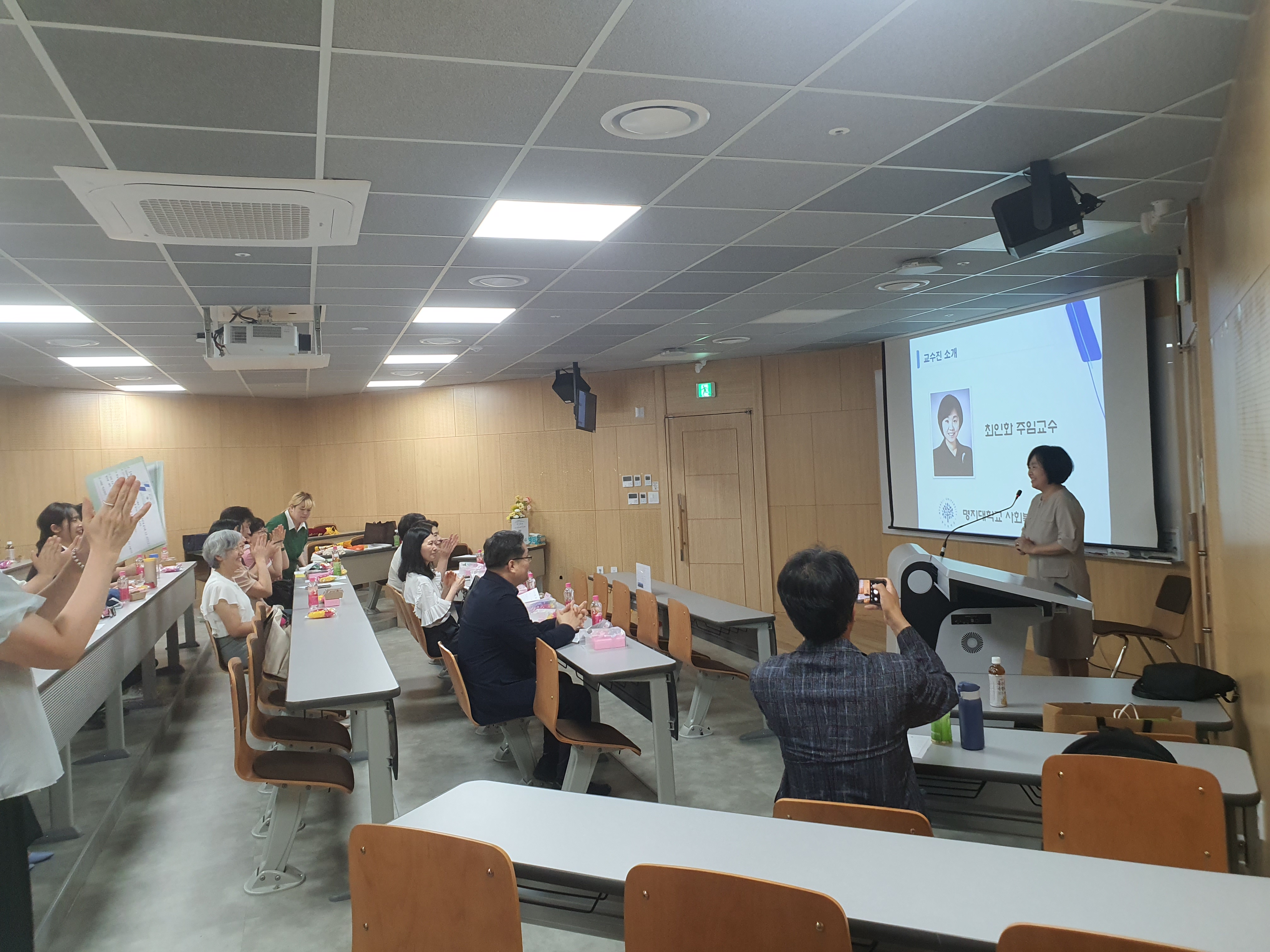 제51대 원우회 종강총회+운영위원회의 3번째 첨부파일 이미지